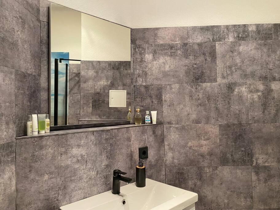 Innenstadt Refugium In Ruhiger Wasserlage+Balkon Leipzig Eksteriør bilde